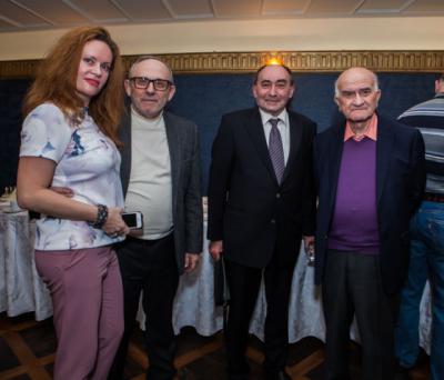 А.Олейник, Я Уринсон, Ю.Раскин, Е.Ясин (слева направо)